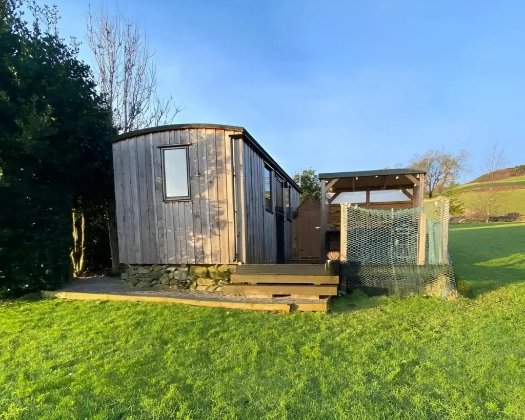 Dumfries shepherds hut garden exterior