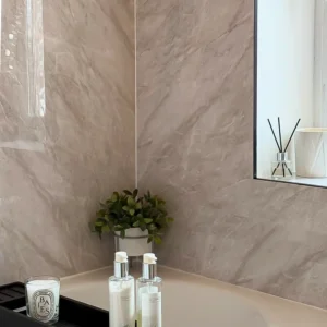 Marble effect wetwall